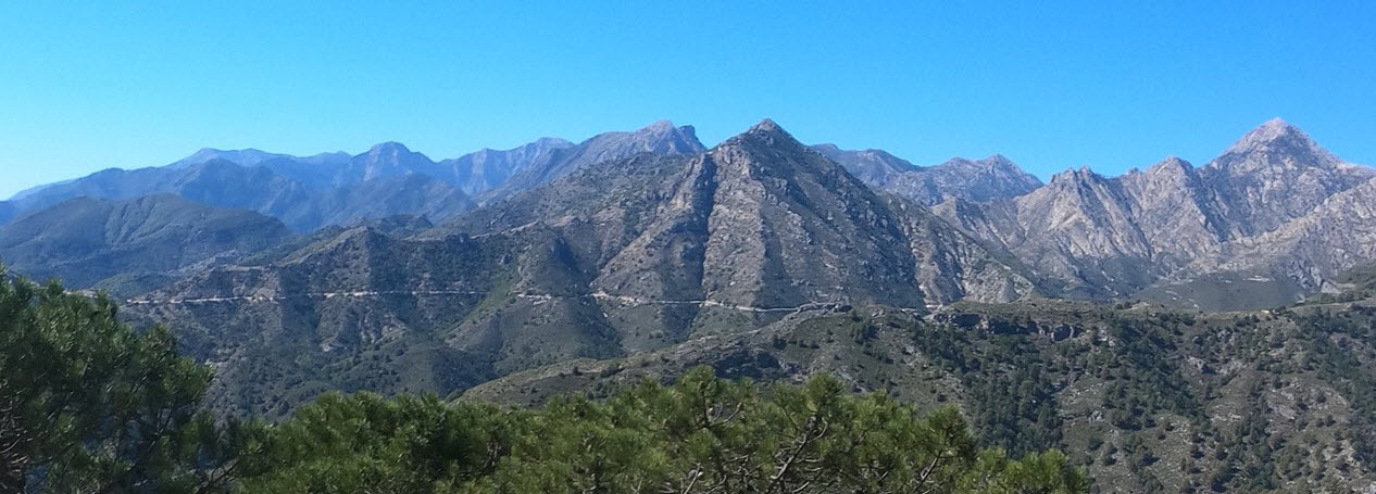 I saw most people find places to visit in competa like Los Olivillos. Competa is located in the Axarquia region, Spain. They are plan to visit in competa